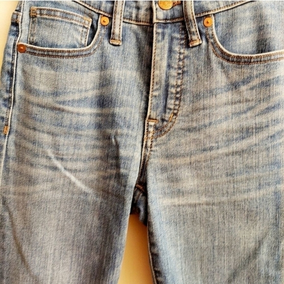 MADEWELL 9in High Rise Distressed Skinny Jeans - Picture 6 of 16